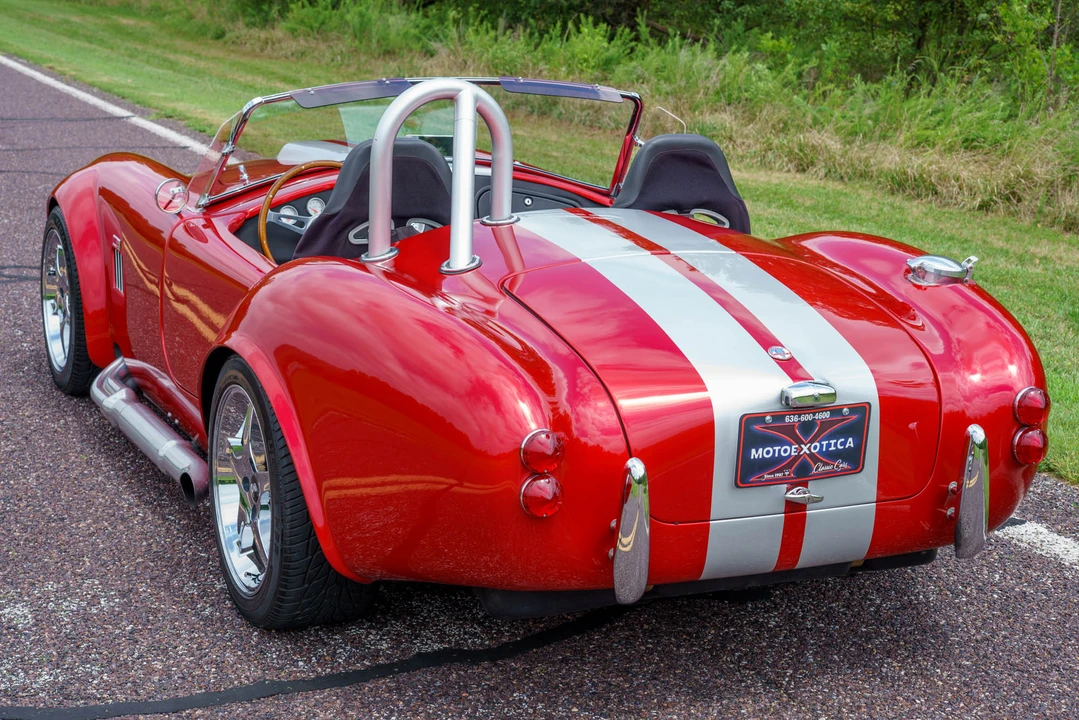 Shelby Cobra Replica - Image 23 of 31
