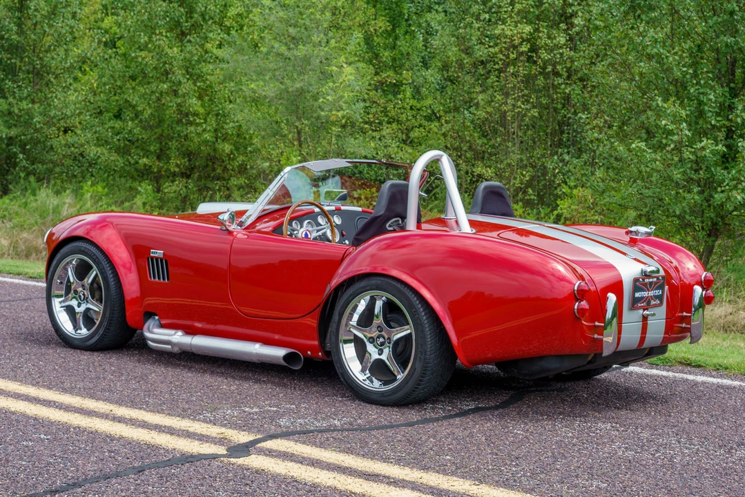 Shelby Cobra Replica - Image 26 of 31