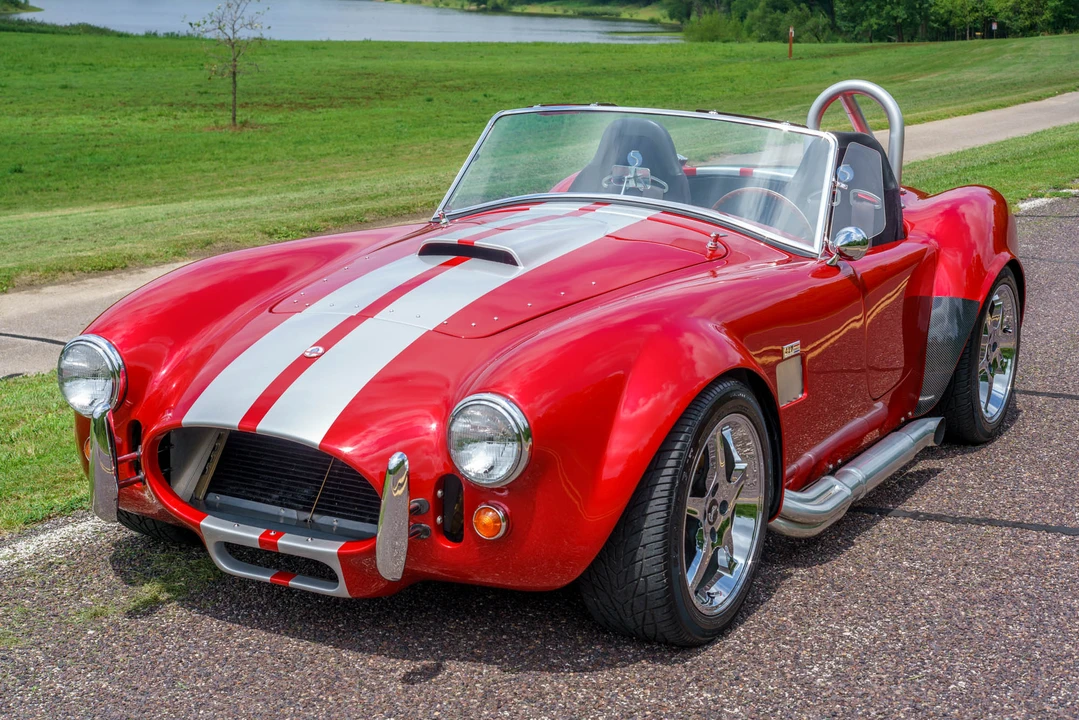 Shelby Cobra Replica - Image 3 of 31
