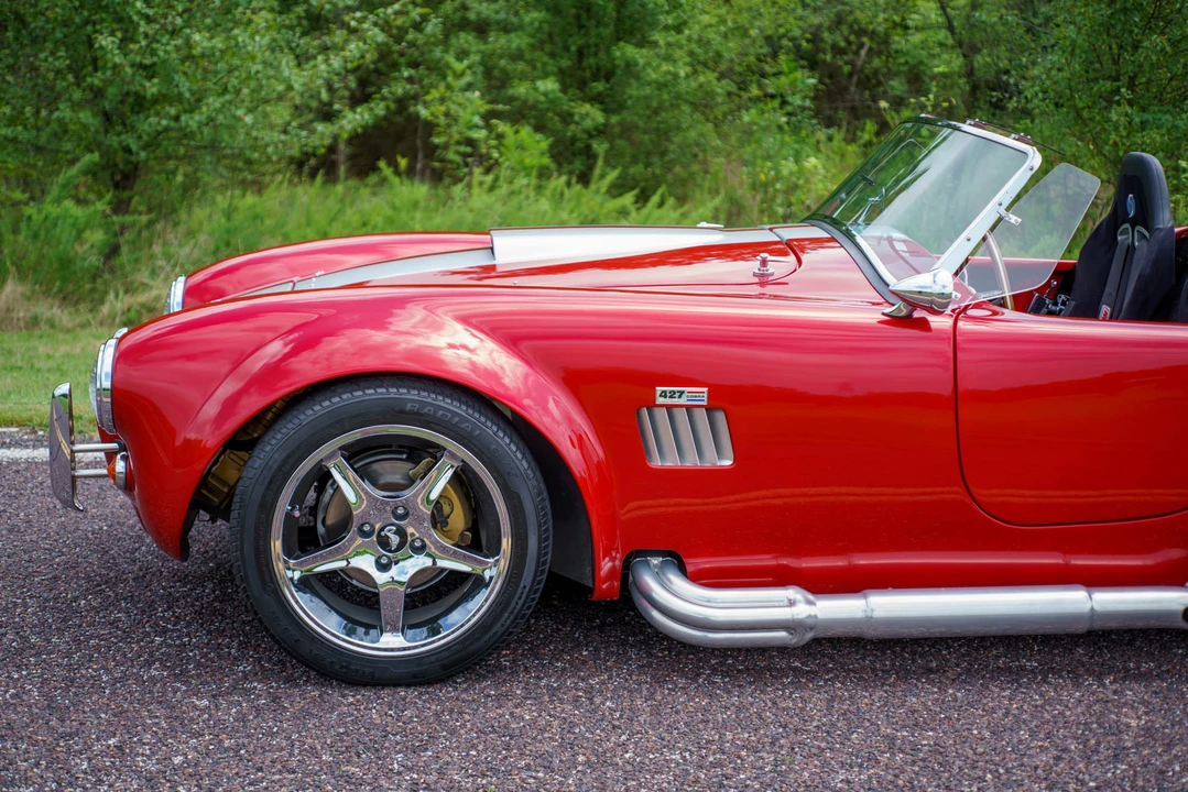 Shelby Cobra Replica - Image 30 of 31