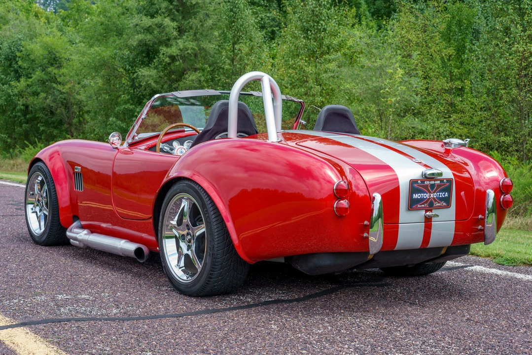 Shelby Cobra Replica - Image 25 of 31