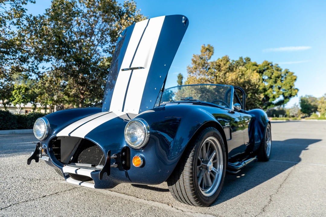 Shelby Cobra Replica - Image 21 of 31