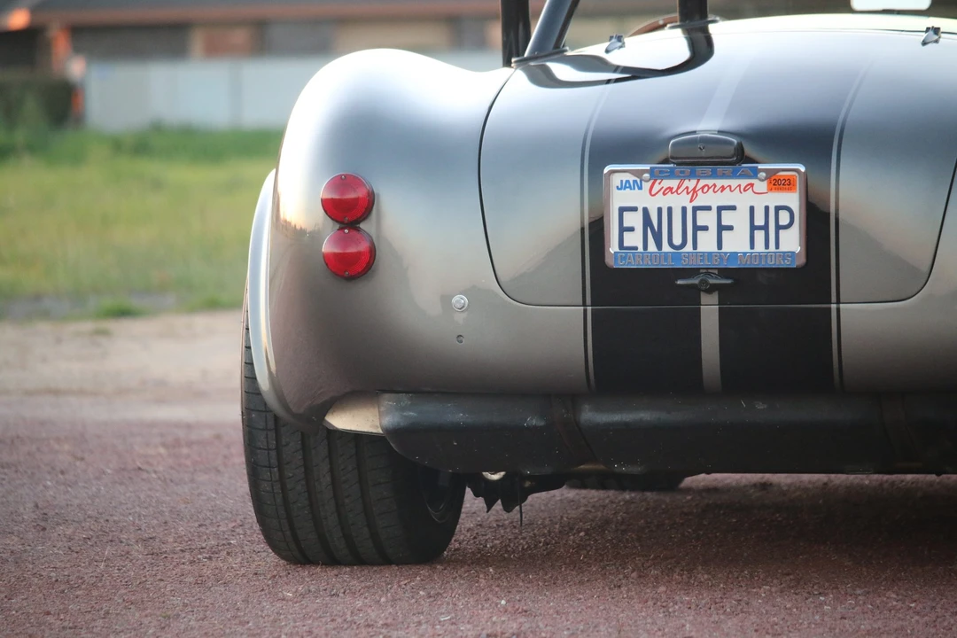 Shelby Cobra Replica - Image 14 of 31