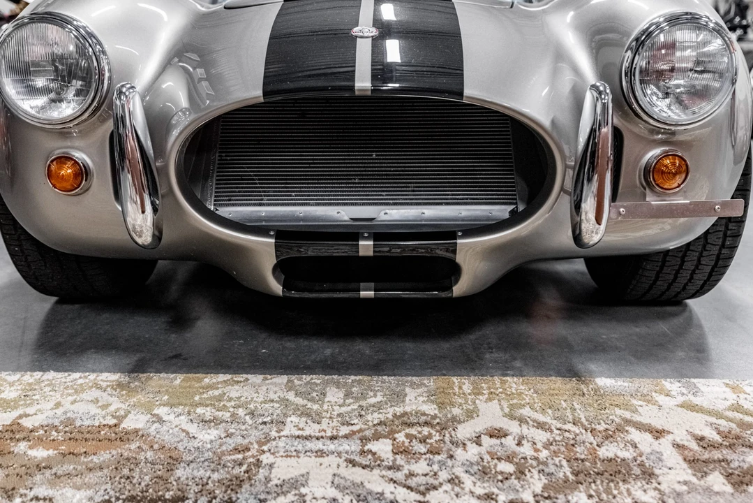 Shelby Cobra Replica - Image 21 of 31