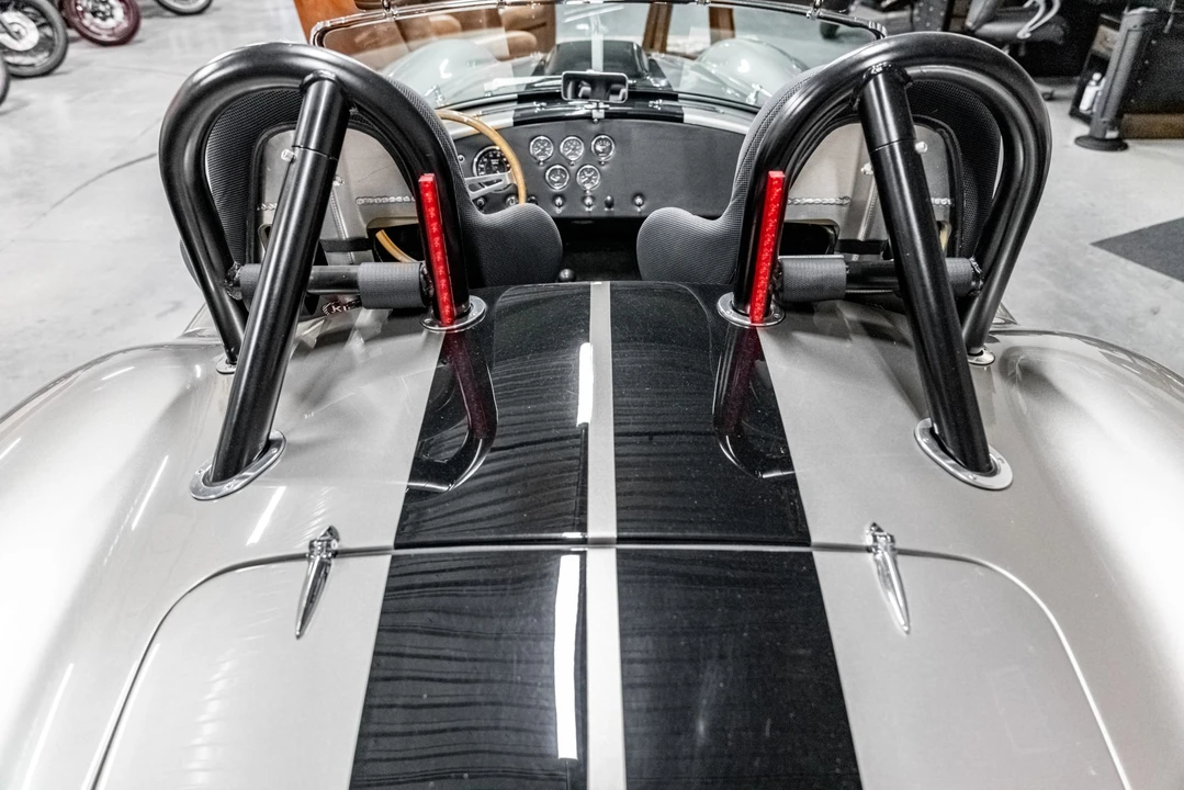 Shelby Cobra Replica - Image 31 of 31