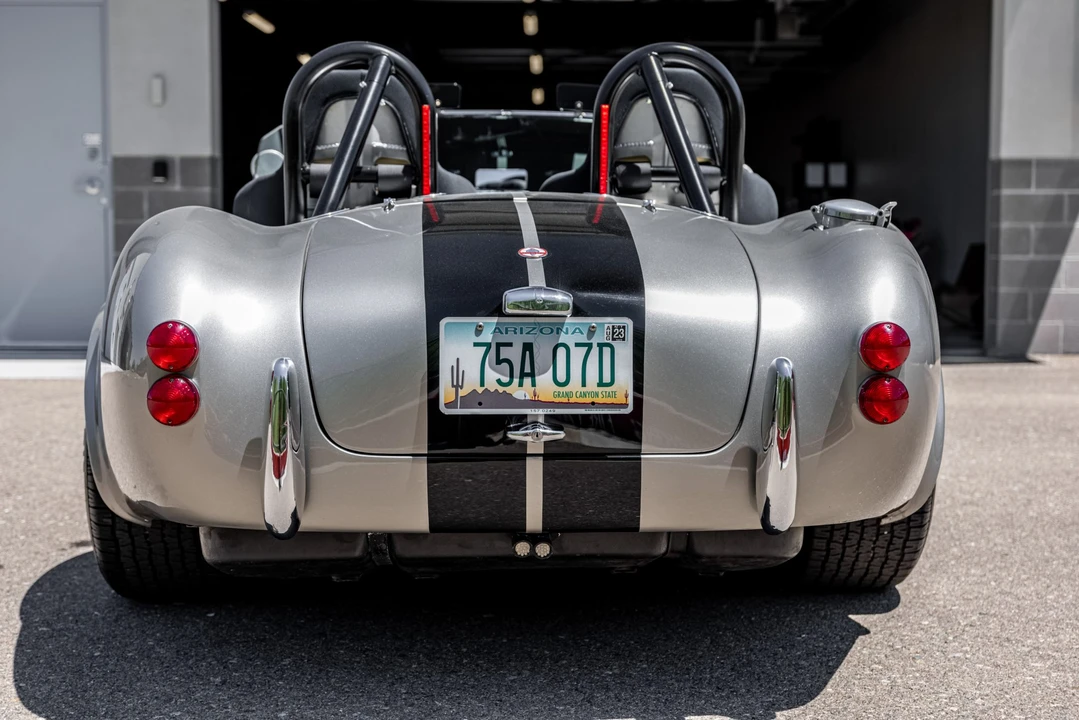 Shelby Cobra Replica - Image 6 of 31