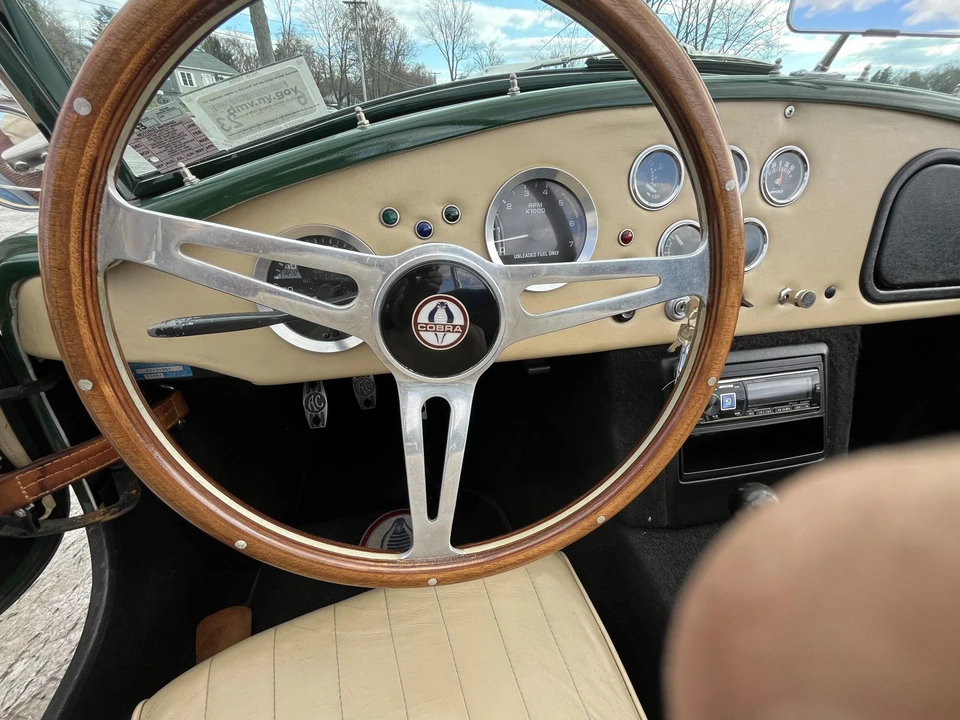 Shelby Cobra Replica - Image 30 of 31