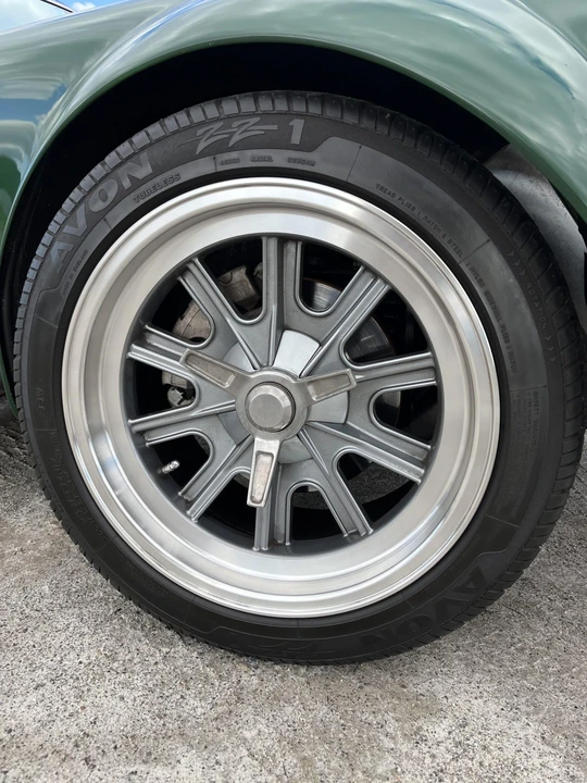 Shelby Cobra Replica - Image 16 of 31