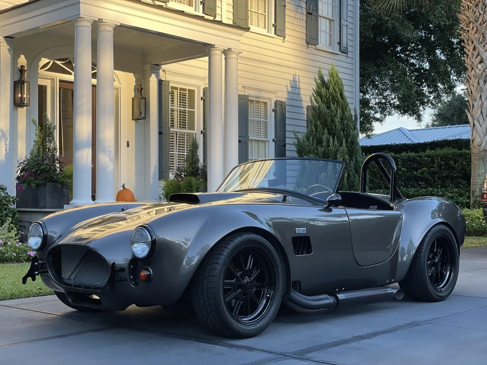 Shelby Cobra Replica - Image 2 of 31