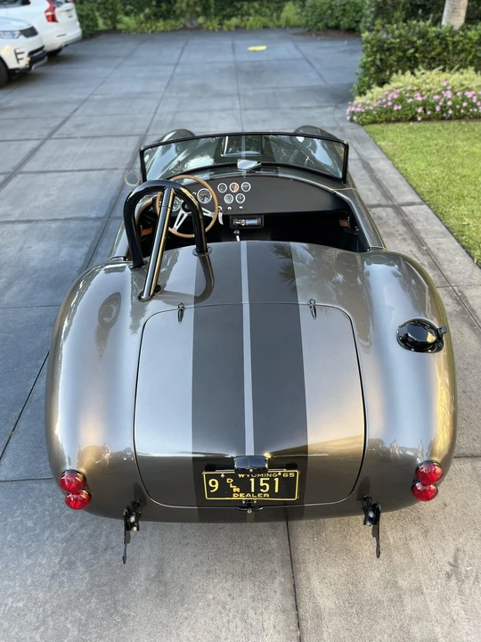 Shelby Cobra Replica - Image 10 of 31