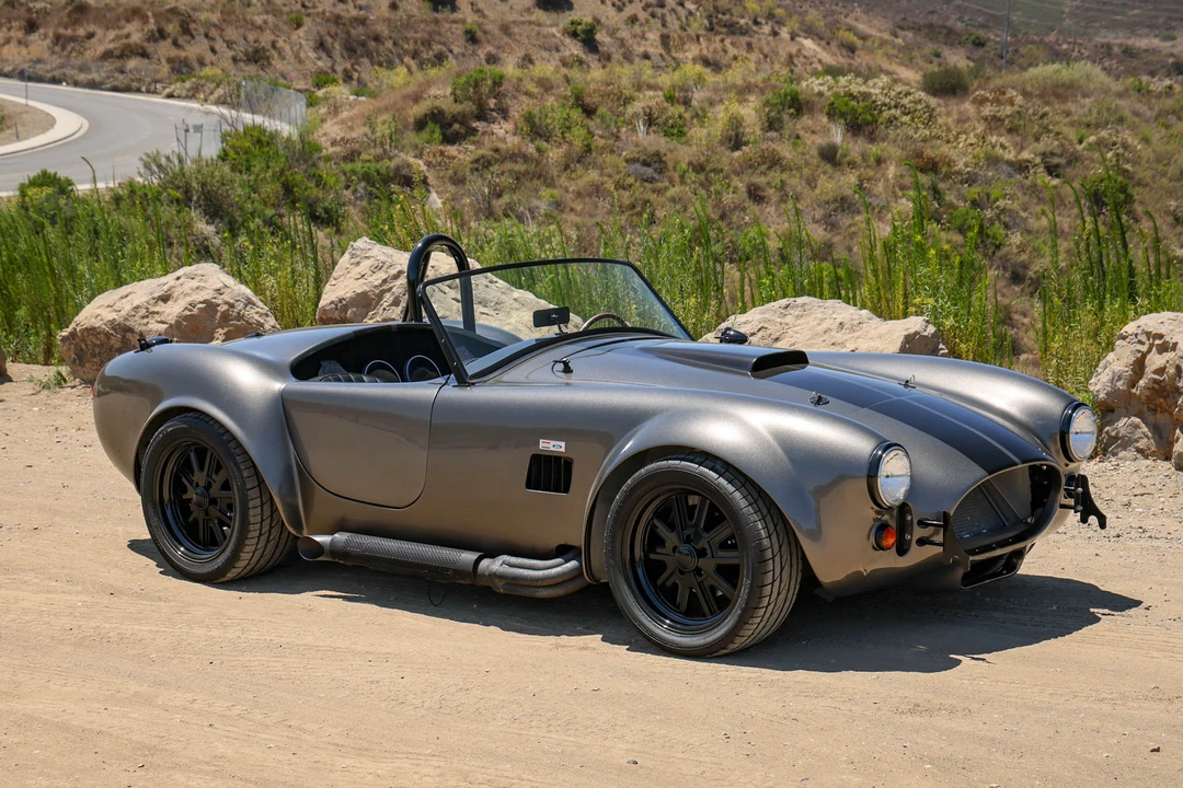 Shelby Cobra Replica - Image 12 of 31