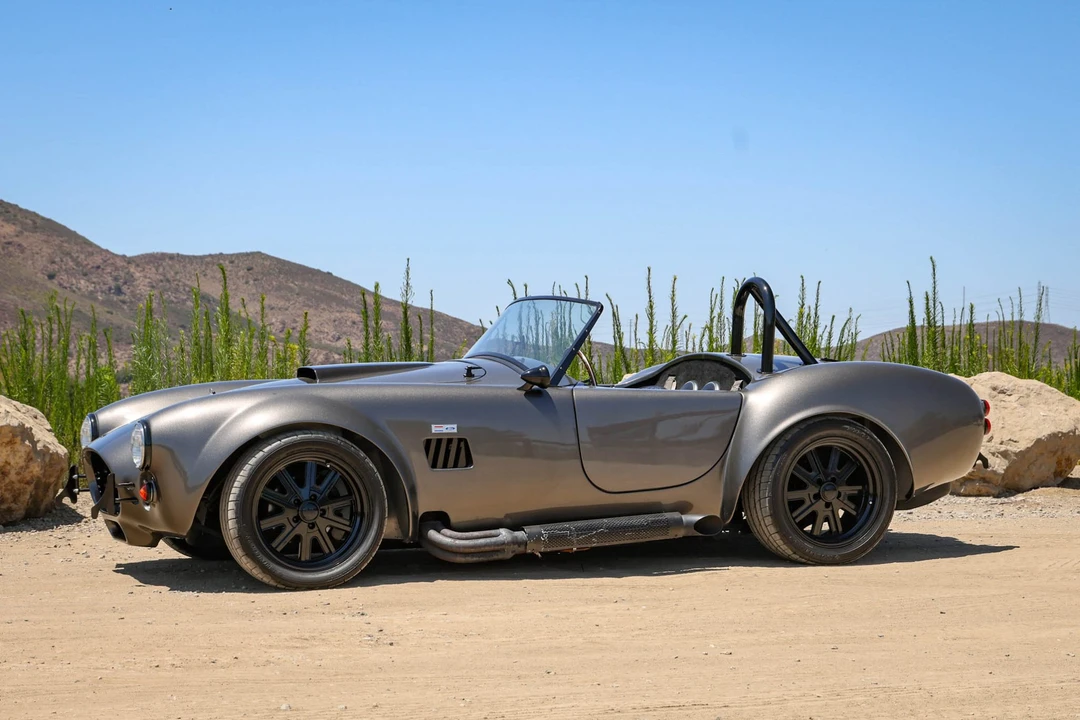 Shelby Cobra Replica - Image 31 of 31