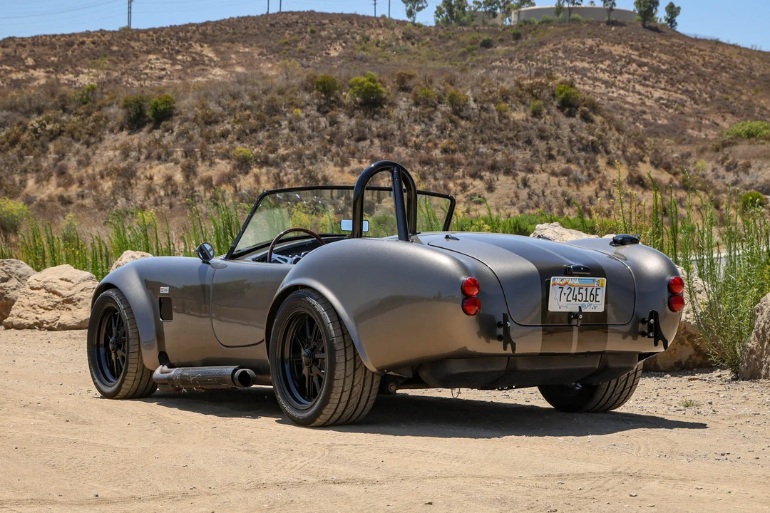 Shelby Cobra Replica - Image 26 of 31