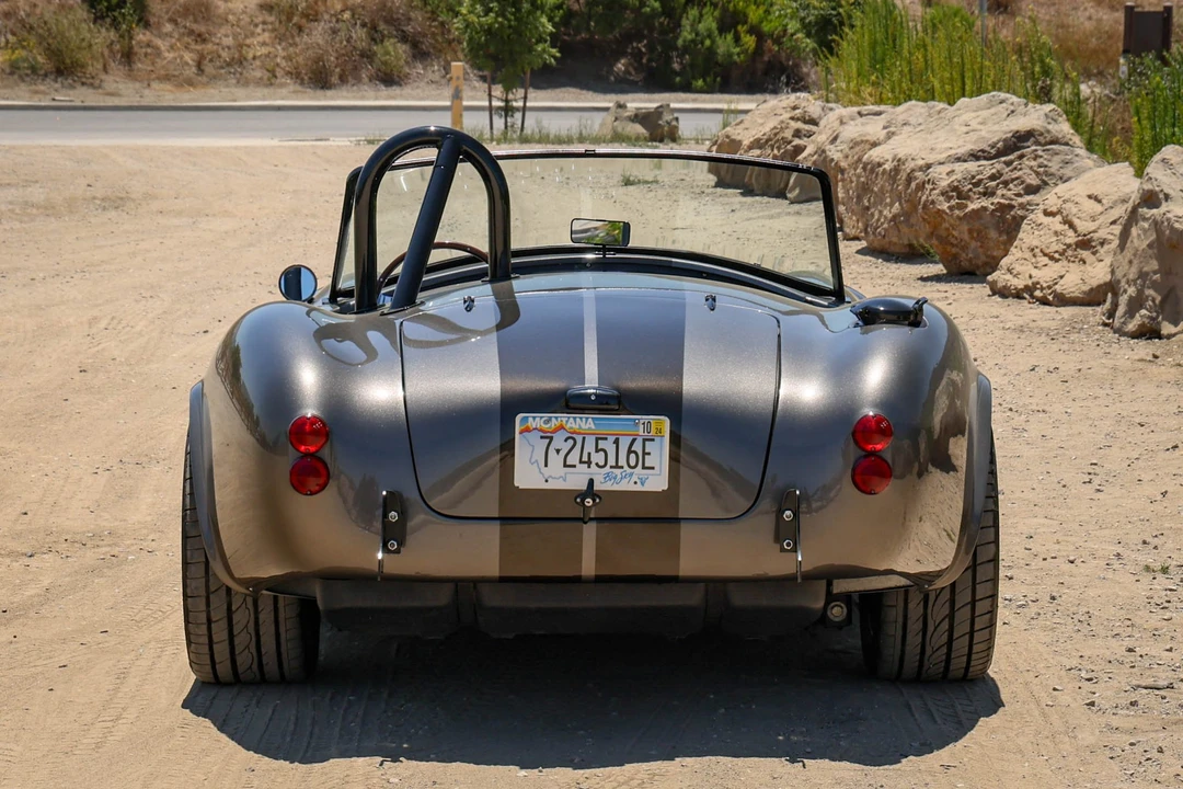 Shelby Cobra Replica - Image 23 of 31
