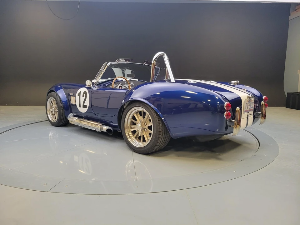 Shelby Cobra Replica - Image 8 of 31