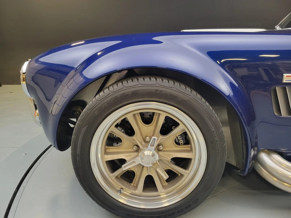 Shelby Cobra Replica - Image 16 of 31