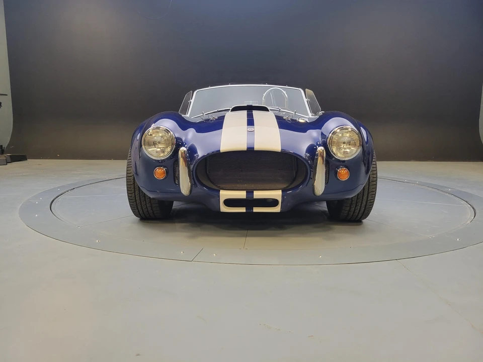Shelby Cobra Replica - Image 5 of 31
