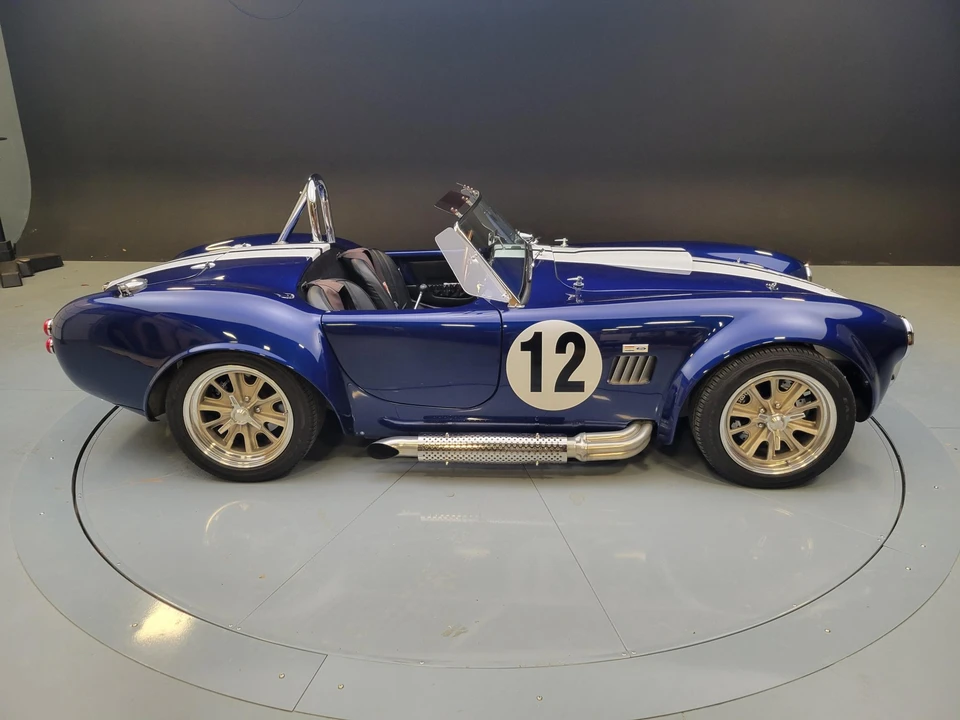 Shelby Cobra Replica - Image 12 of 31