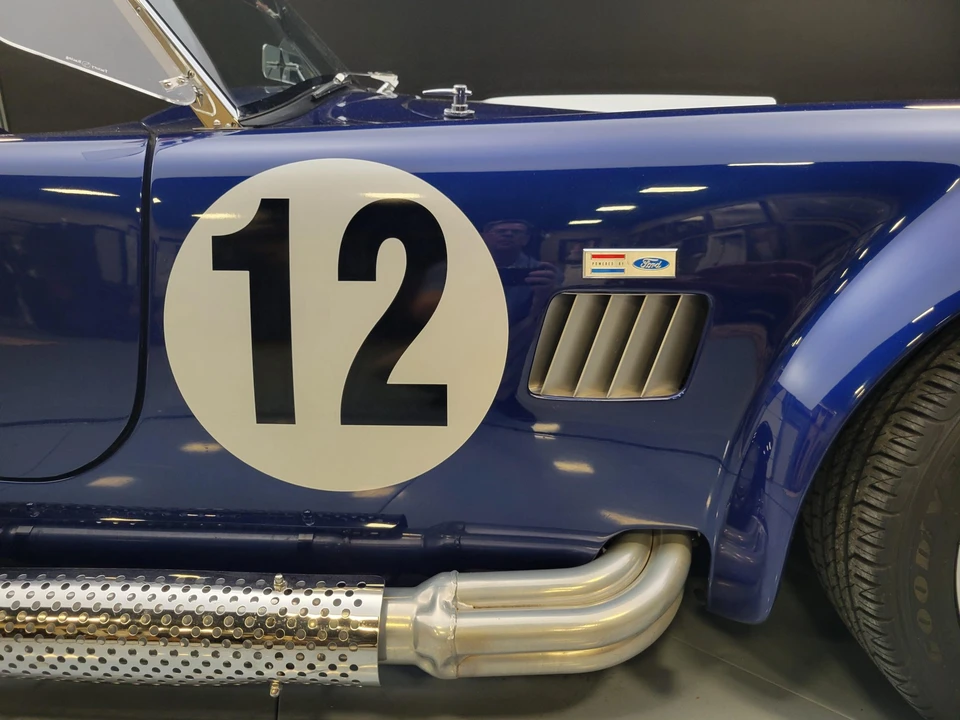 Shelby Cobra Replica - Image 22 of 31