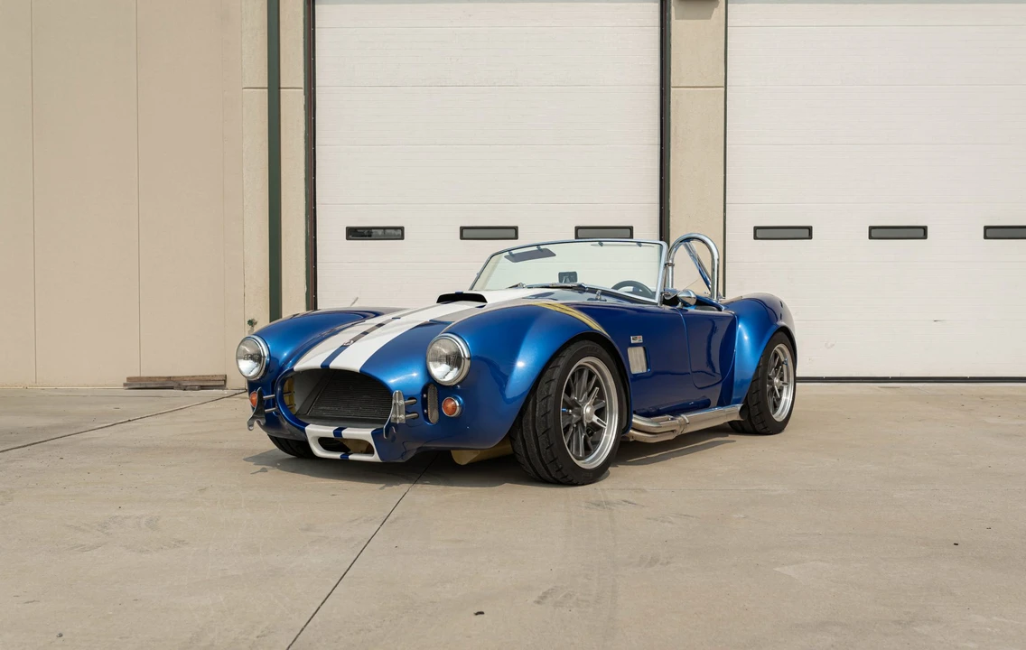 Shelby Cobra Replica - Image 2 of 31