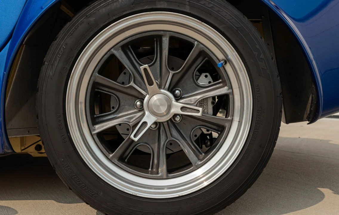 Shelby Cobra Replica - Image 30 of 31
