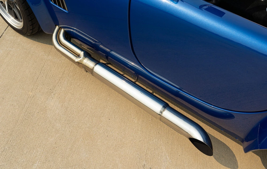 Shelby Cobra Replica - Image 13 of 31