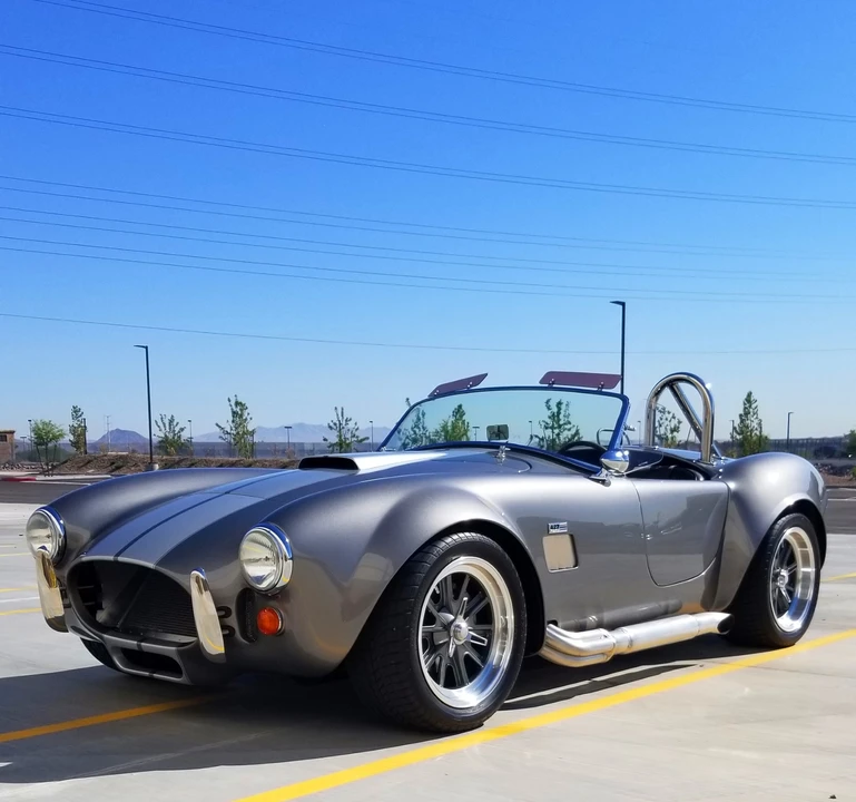 Shelby Cobra Replica - Image 2 of 31
