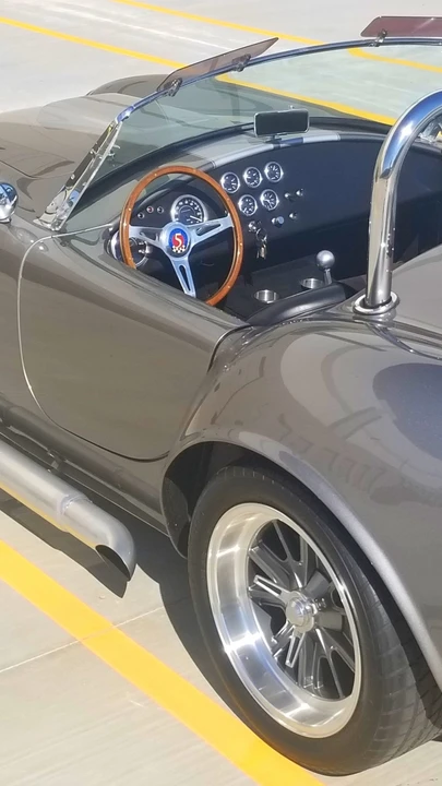 Shelby Cobra Replica - Image 21 of 31