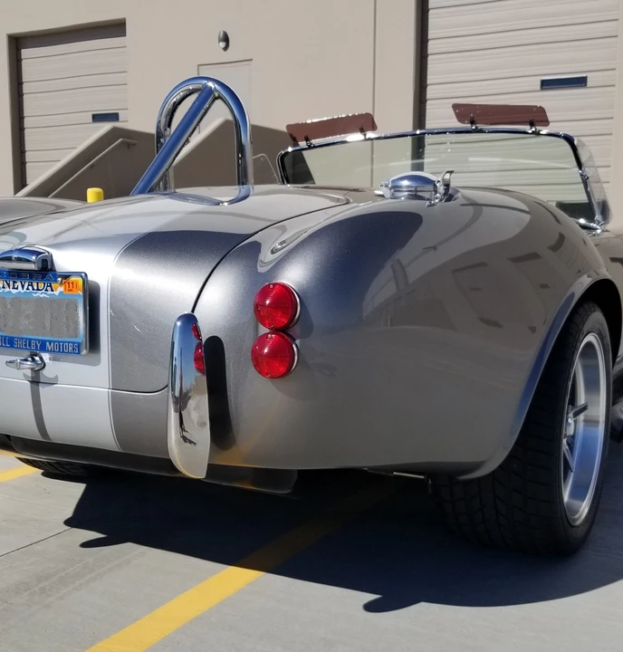 Shelby Cobra Replica - Image 15 of 31
