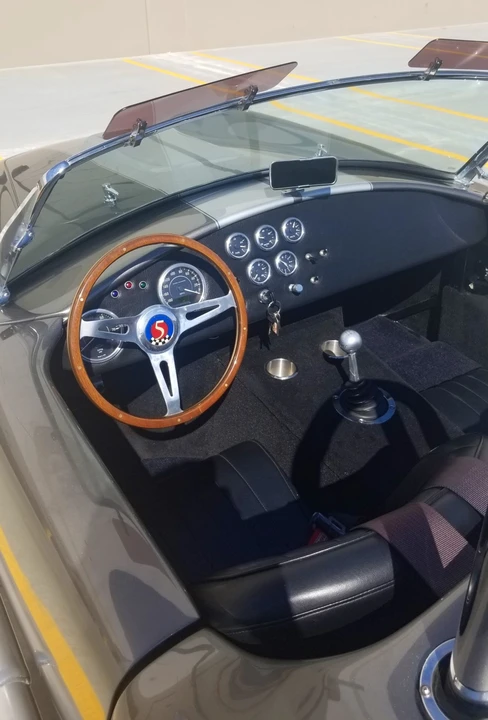 Shelby Cobra Replica - Image 29 of 31
