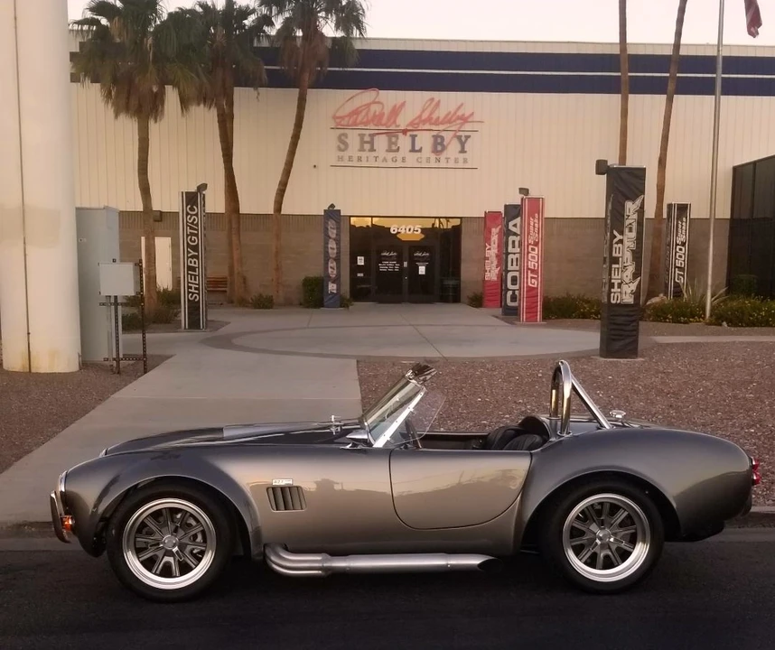 Shelby Cobra Replica - Image 3 of 31