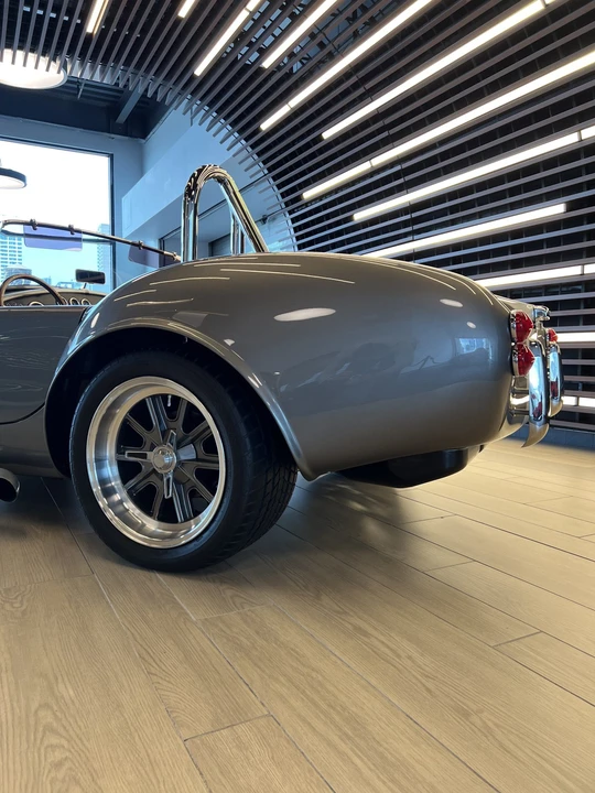Shelby Cobra Replica - Image 16 of 31