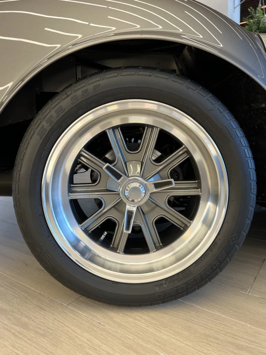 Shelby Cobra Replica - Image 27 of 31