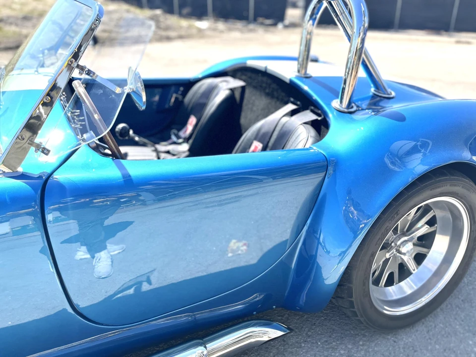 Shelby Cobra Replica - Image 30 of 31