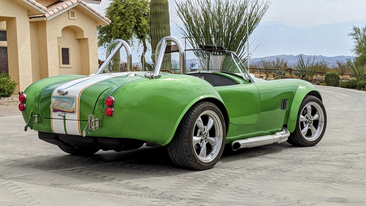 Shelby Cobra Replica - Image 12 of 31