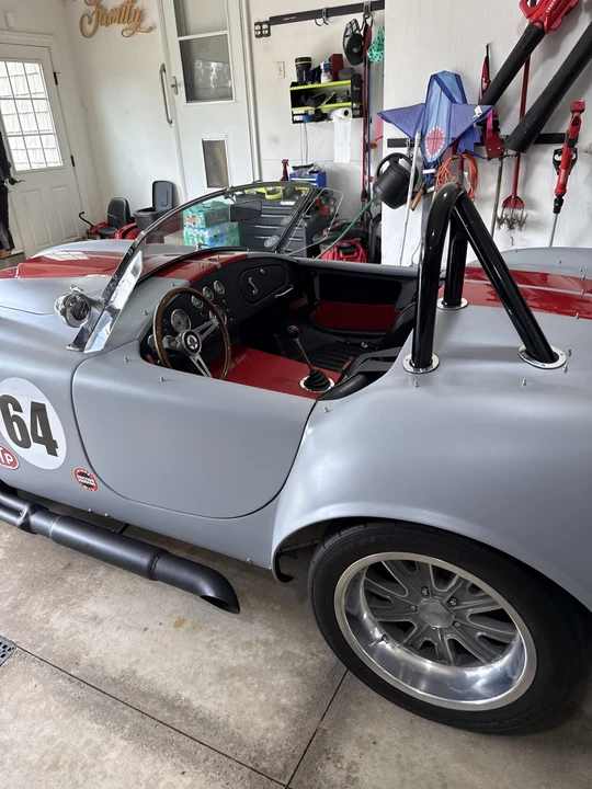 Factory Five Roadster - Image 22 of 31