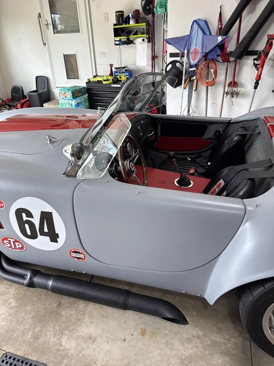 Factory Five Roadster - Image 24 of 31