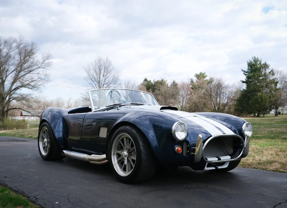 Shelby Cobra Replica - Image 15 of 31