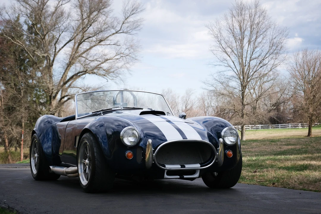 Shelby Cobra Replica - Image 10 of 31