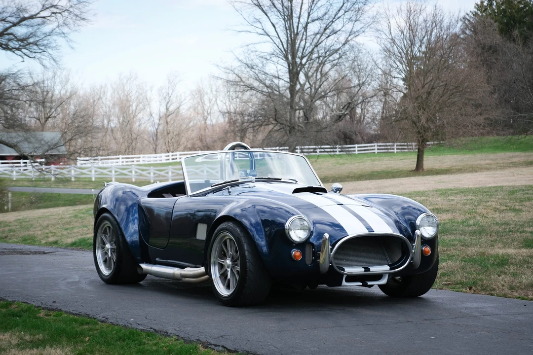 Shelby Cobra Replica - Image 14 of 31