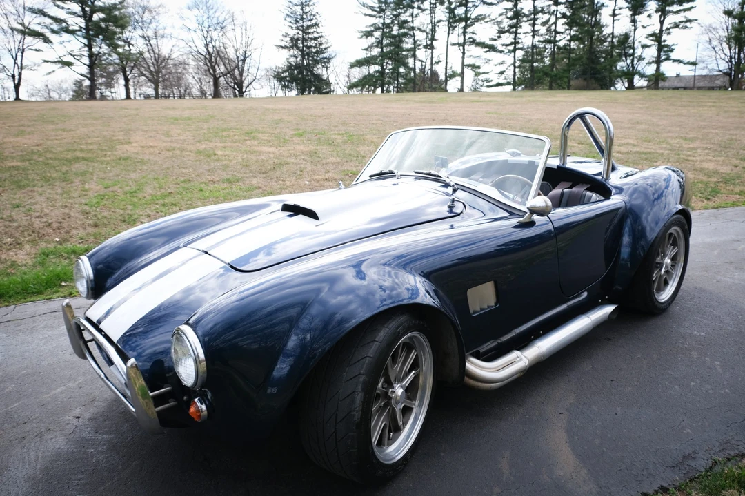 Shelby Cobra Replica - Image 28 of 31