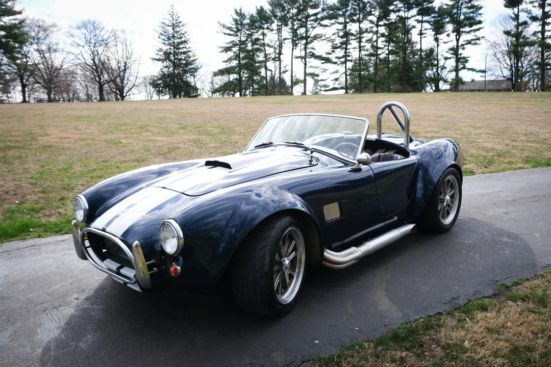 Shelby Cobra Replica - Image 27 of 31