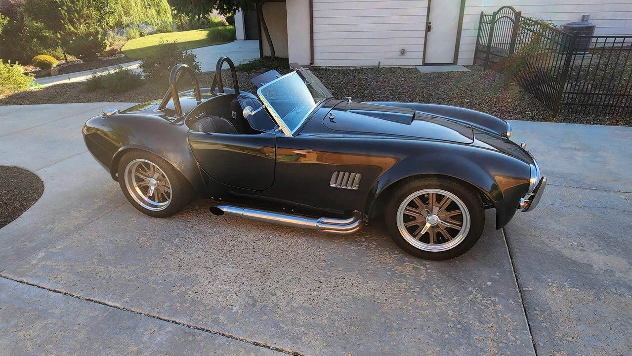 Shelby Cobra Replica - Image 22 of 31