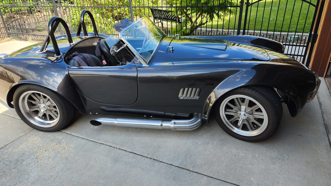 Shelby Cobra Replica - Image 20 of 31