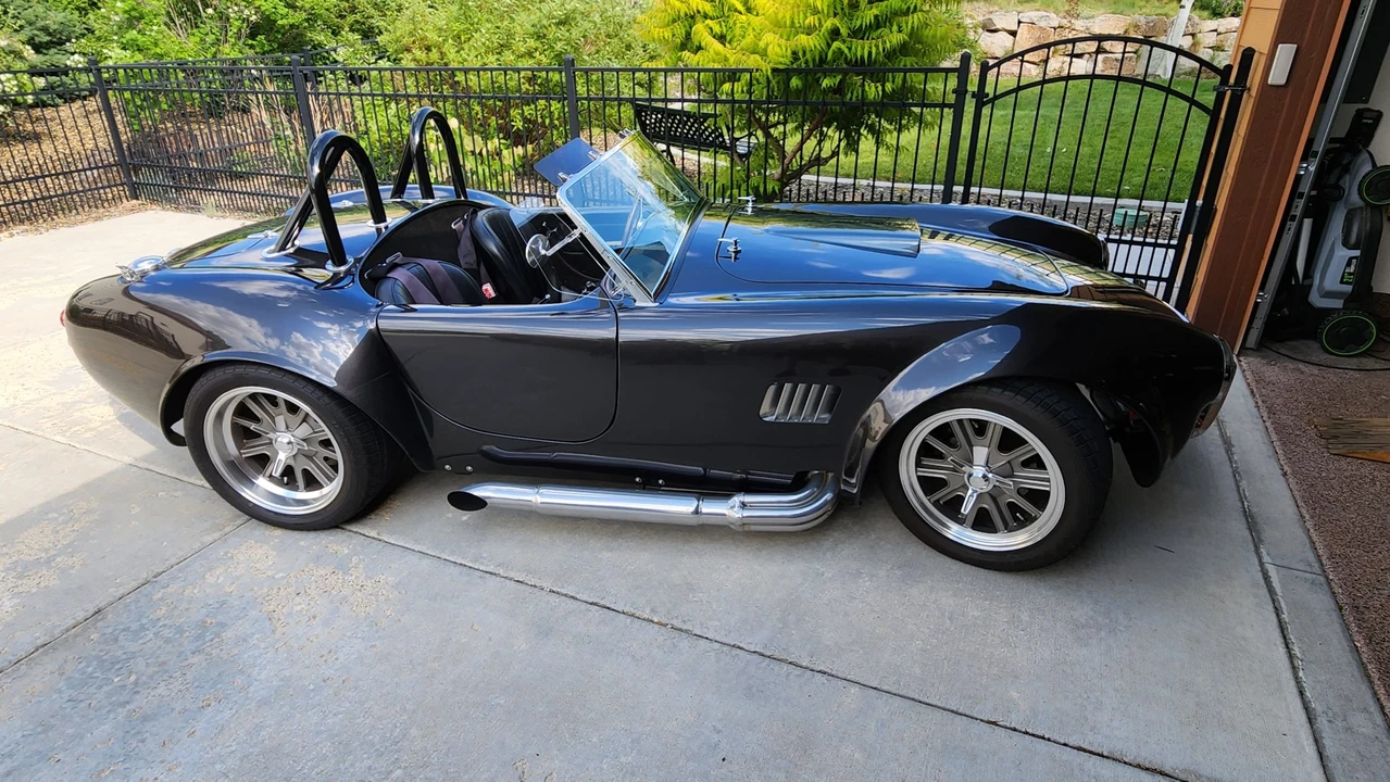 Shelby Cobra Replica - Image 19 of 31