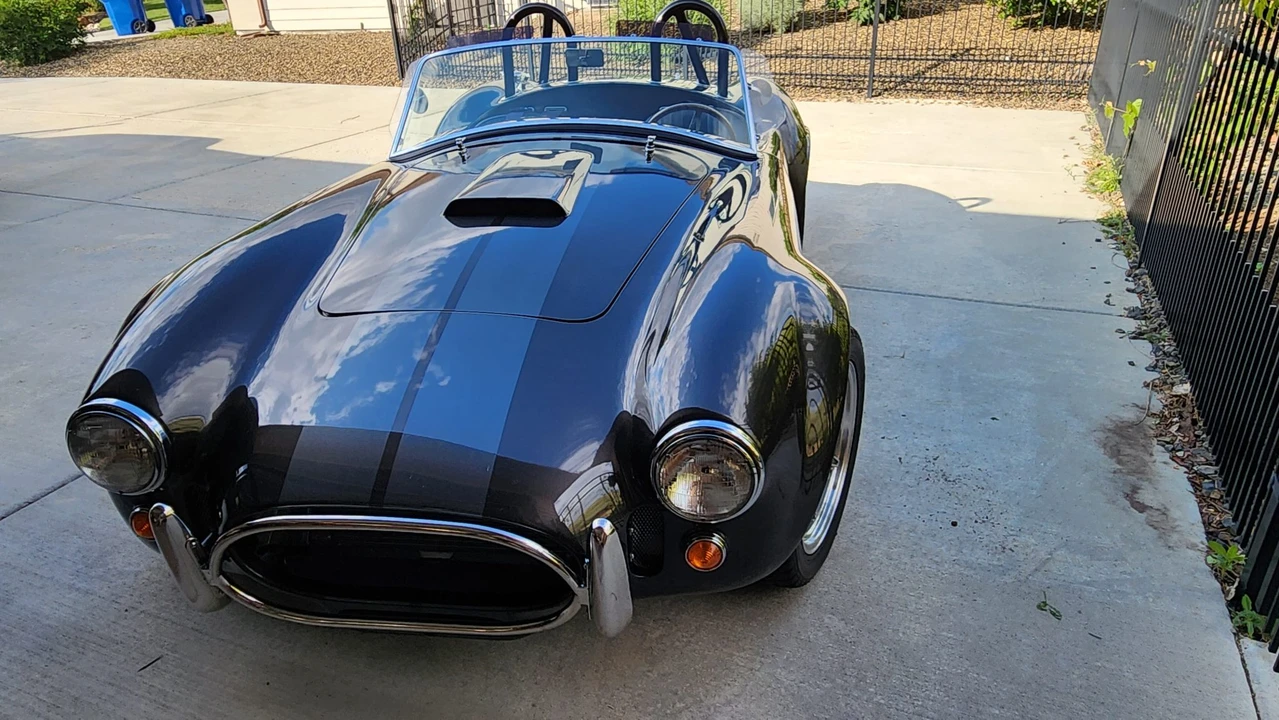 Shelby Cobra Replica - Image 28 of 31