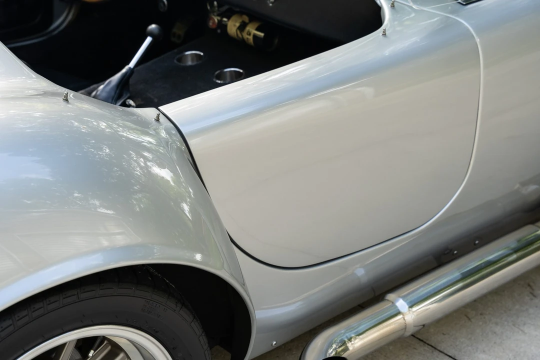Shelby Cobra Replica - Image 22 of 31