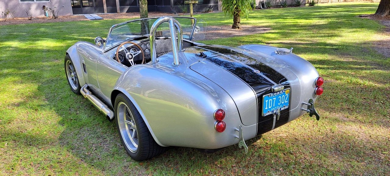 Shelby Cobra Replica - Image 2 of 31