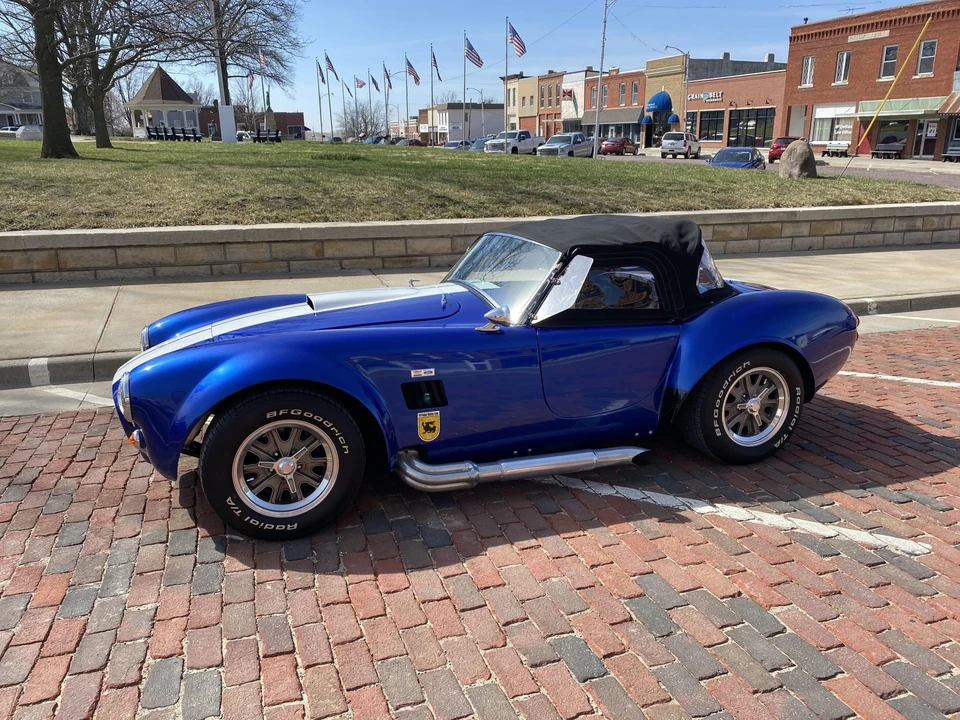Shelby Cobra Replica - Image 19 of 31