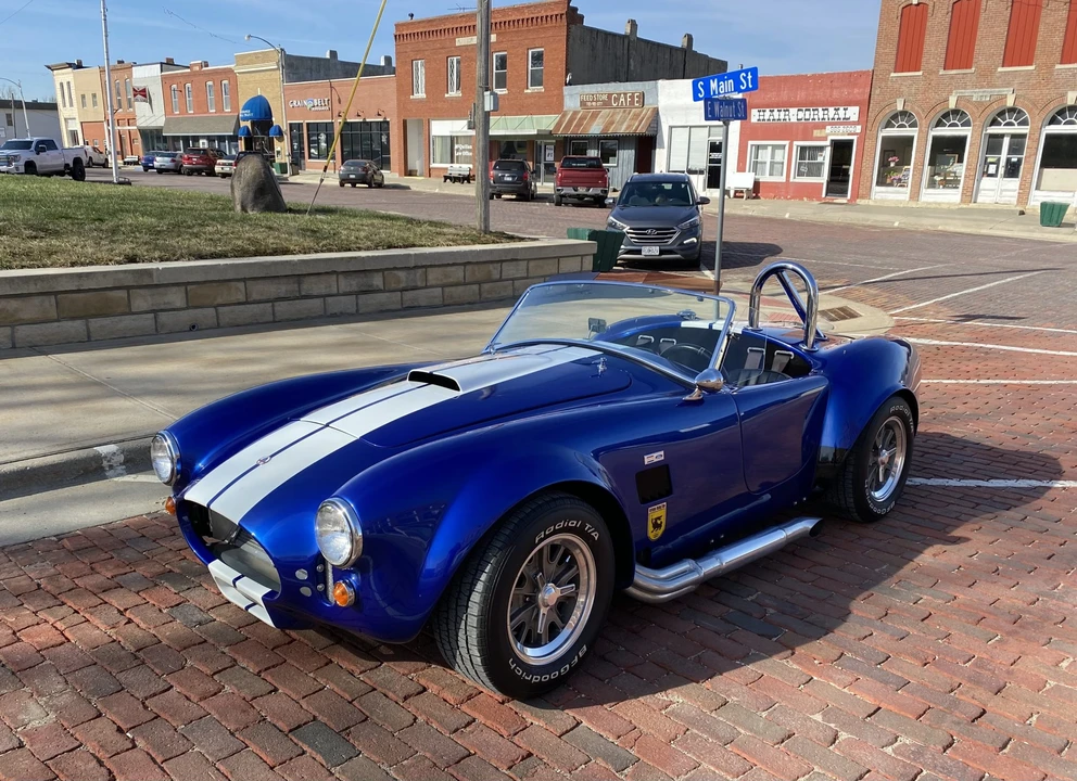 Shelby Cobra Replica - Image 3 of 31